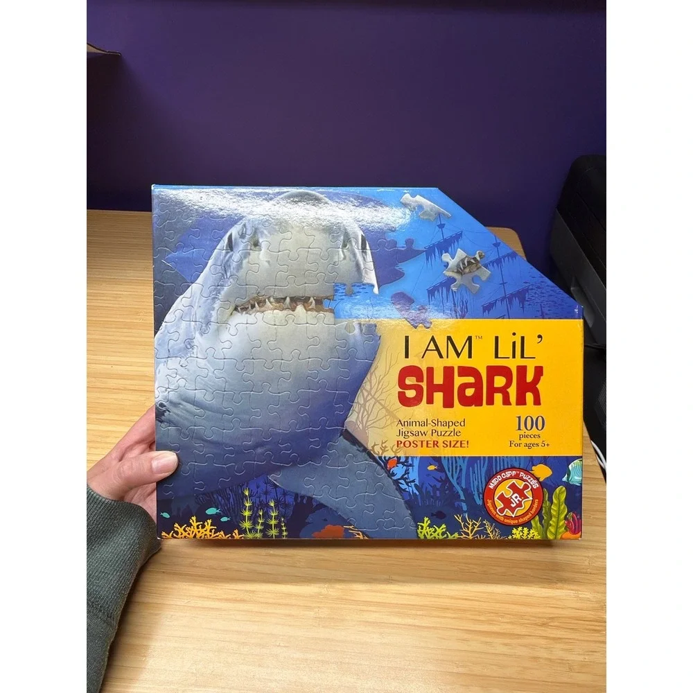 Madd Capp‎ Jr I Am Lil Shark 100 Piece Animal Shaped Jigsaw Puzzle Complete